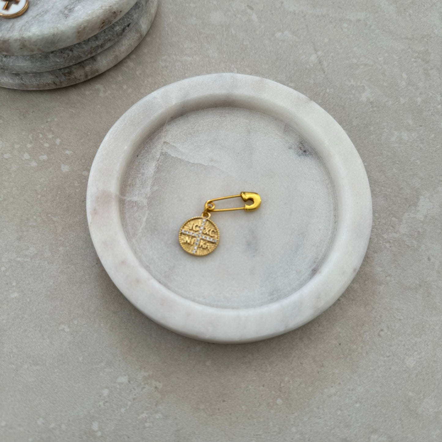 1 Charm Mini Pin (Including Charm)